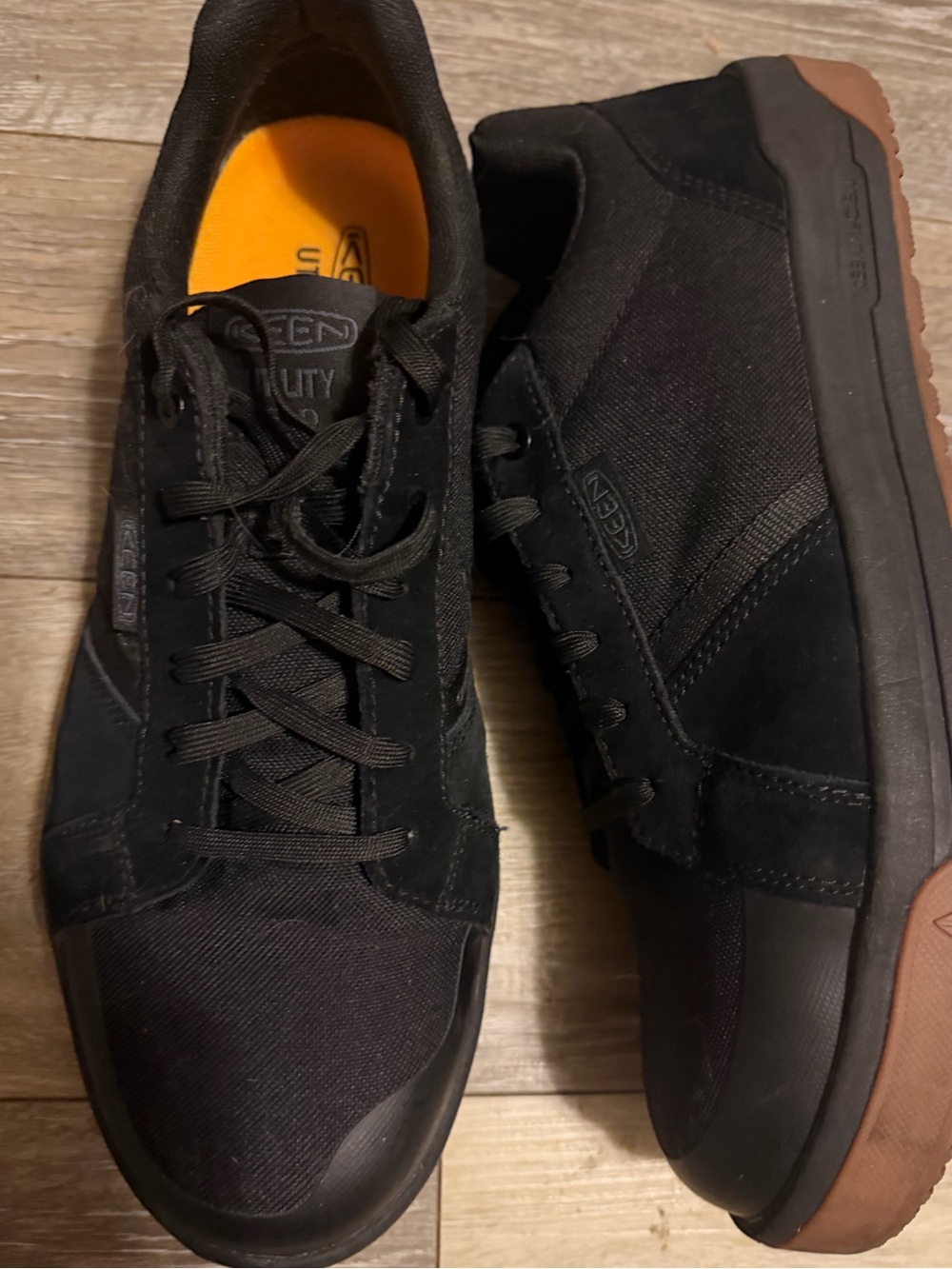 Keen Utility Men’s 12EE Black Low-Top Utility Sneakers-NEW